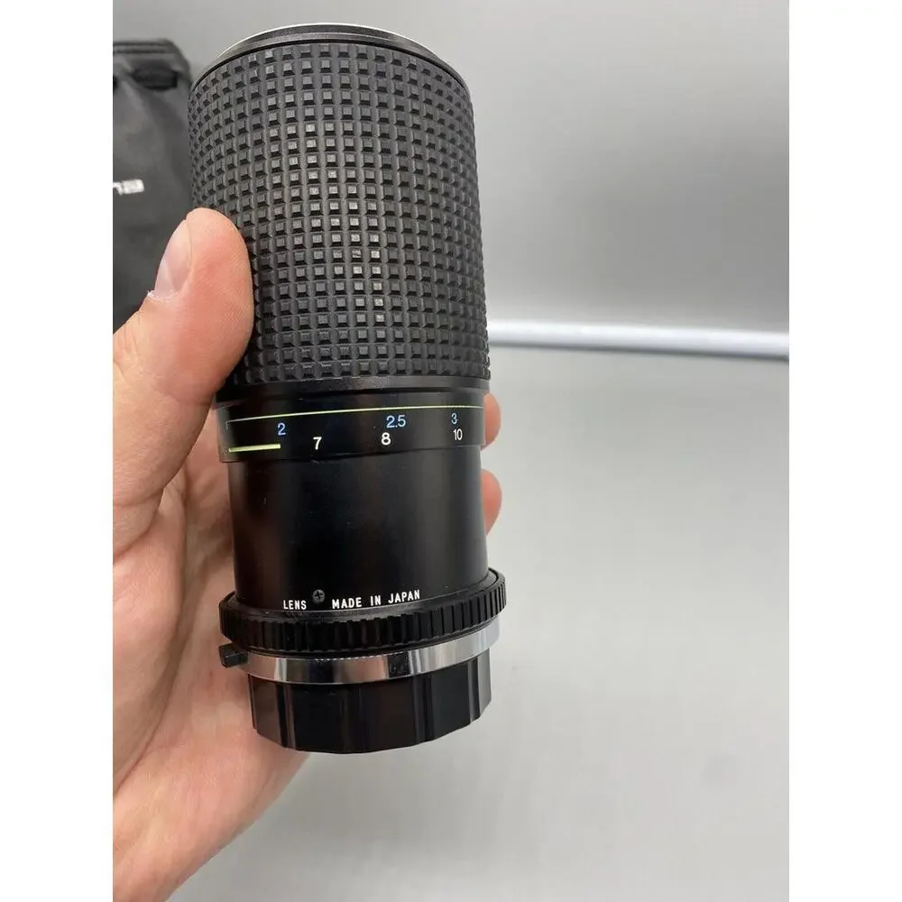 Tokina 80-200mm 1:4.5 RMC 52 Lens 8200893 with Pouch